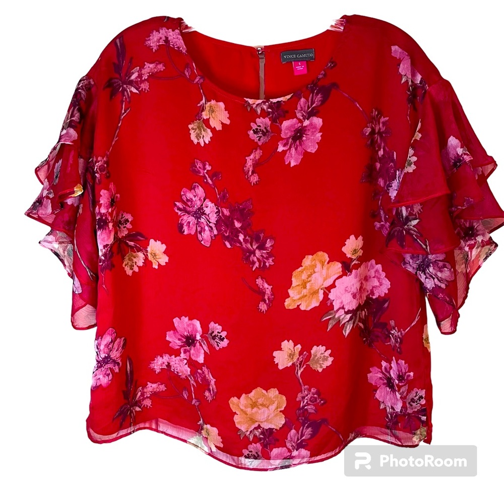 Vince Camuto Romantic Floral Red Top. Size Small.